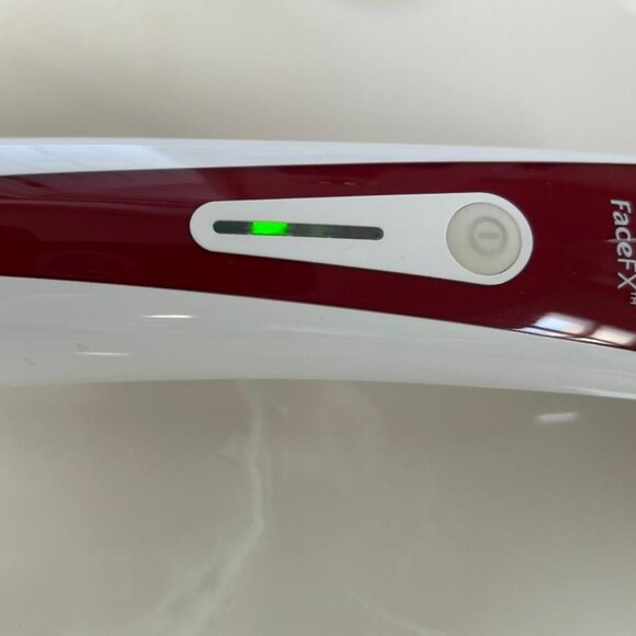 Silk'n Face FX Skincare Anti-Aging Rejuvenation LED Light Based Skin Treatment - Picture 7 of 11